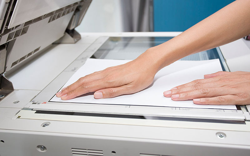 cho phép bạn scan và lưu trữ tài liệu đơn/đa sắc, tối đa lên tới 67 trang/phút.